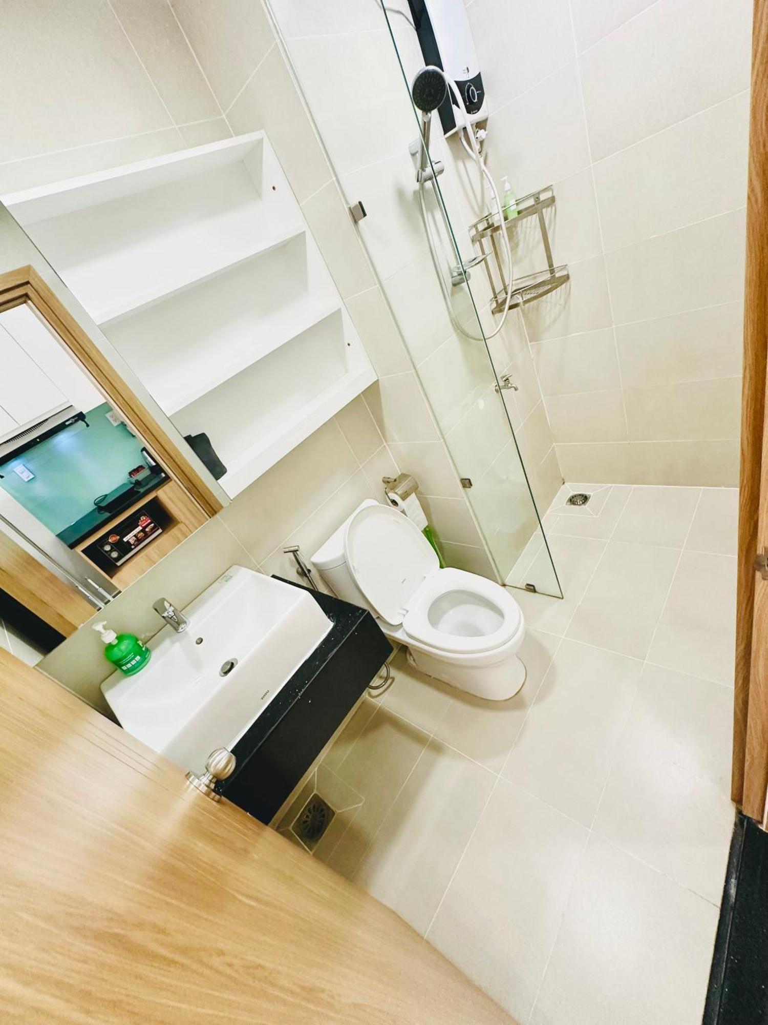 Modern Apartment Near Landmark81 โฮจิมินห์ซิตี้ ภายนอก รูปภาพ